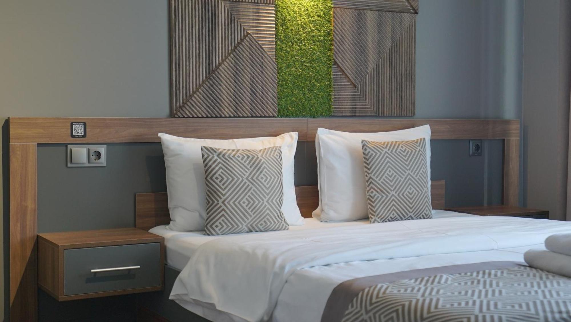 ויניצה Hide Park Hotel מראה חיצוני תמונה