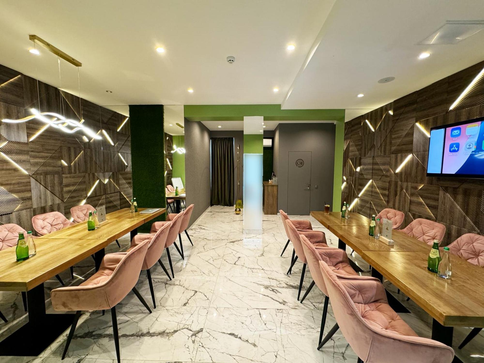 ויניצה Hide Park Hotel מראה חיצוני תמונה