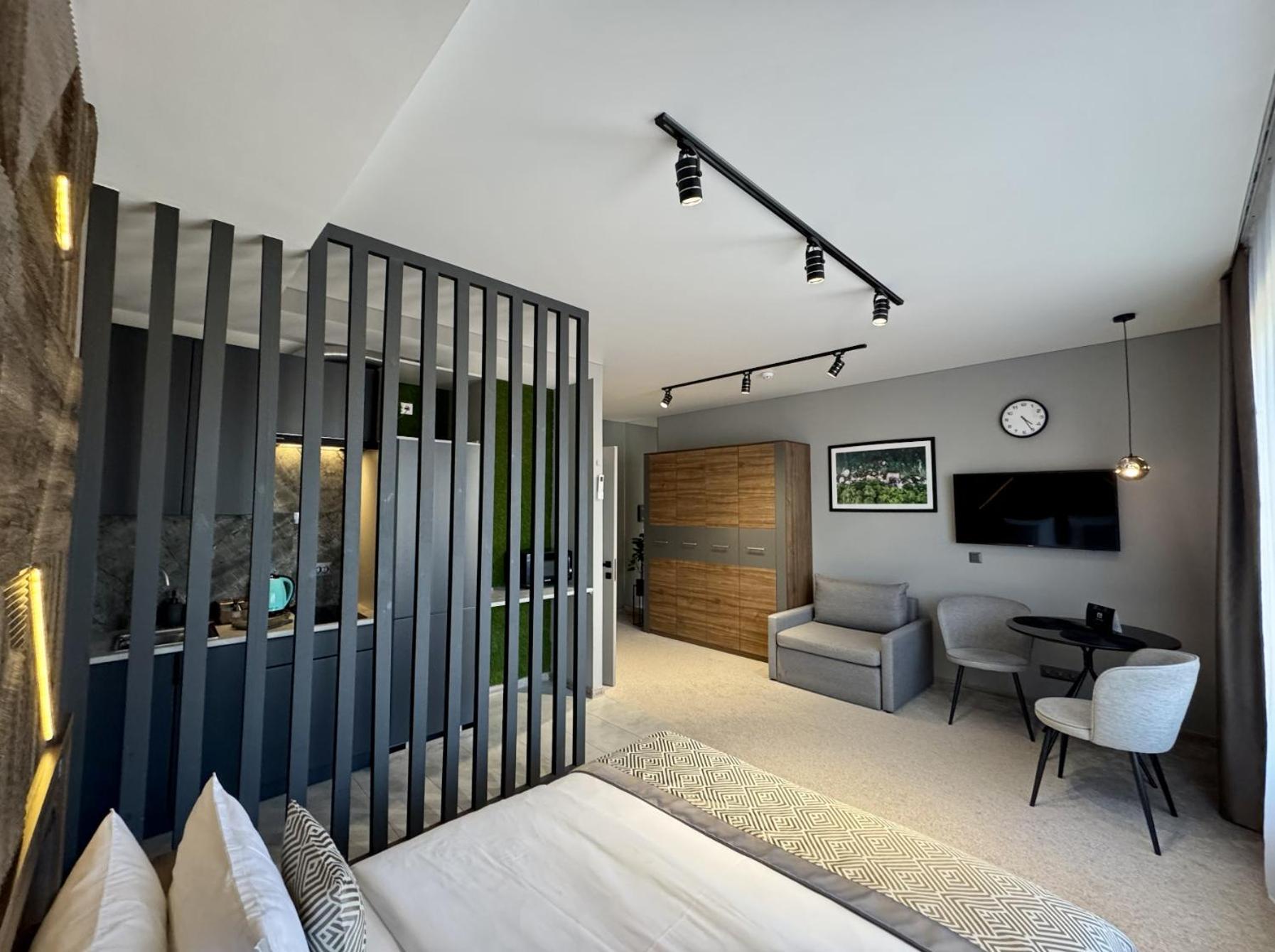 ויניצה Hide Park Hotel מראה חיצוני תמונה