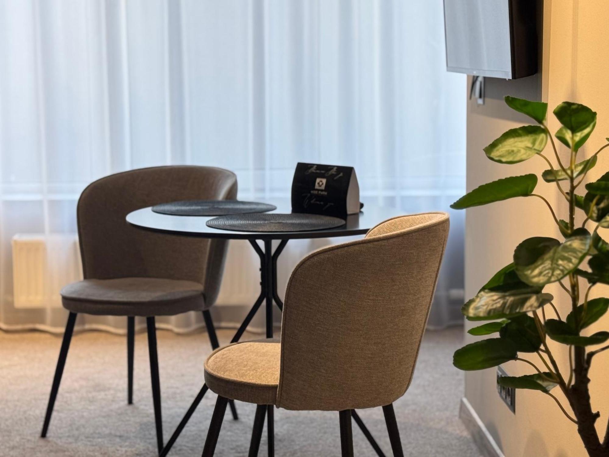 ויניצה Hide Park Hotel מראה חיצוני תמונה