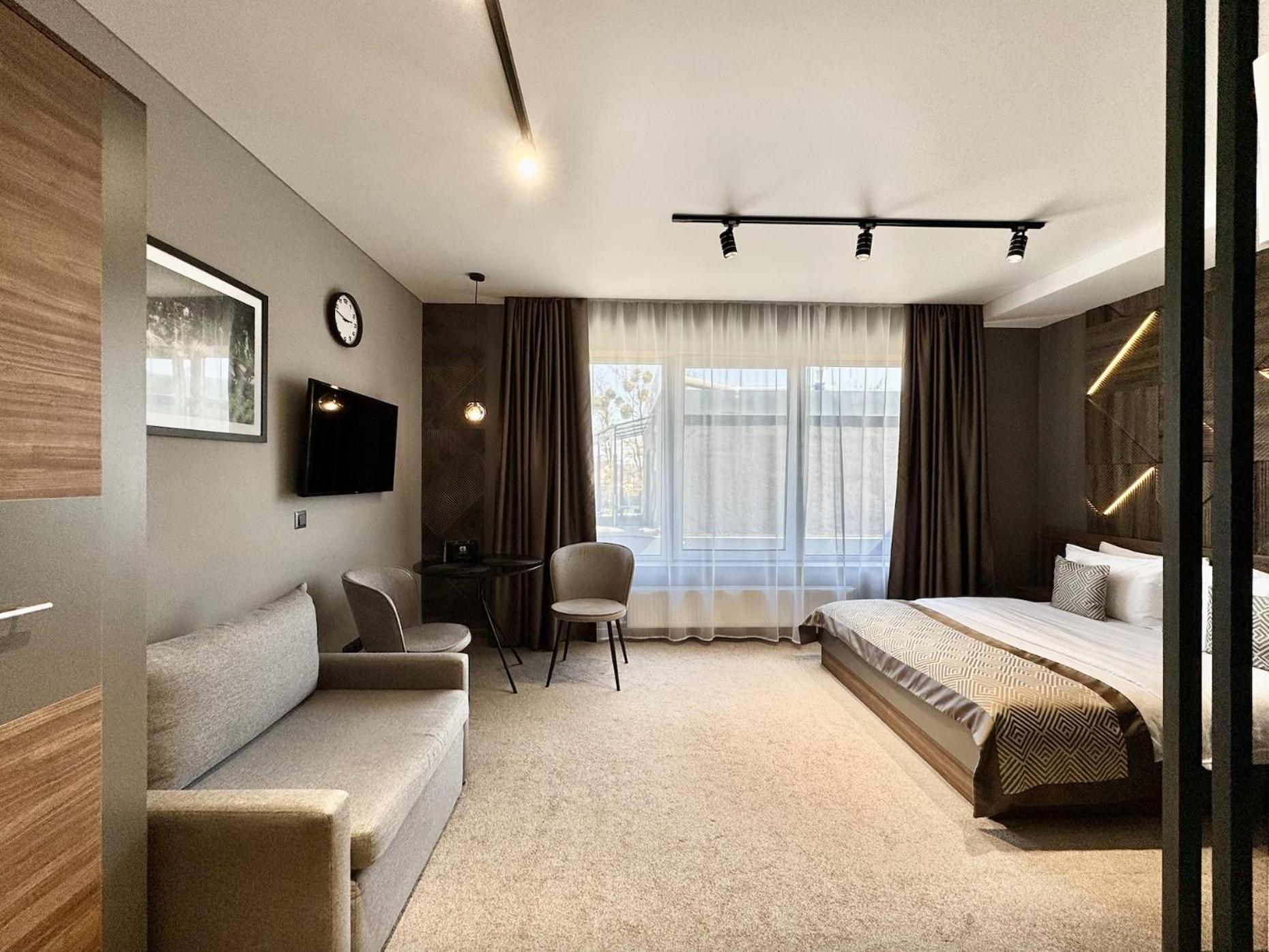 ויניצה Hide Park Hotel מראה חיצוני תמונה