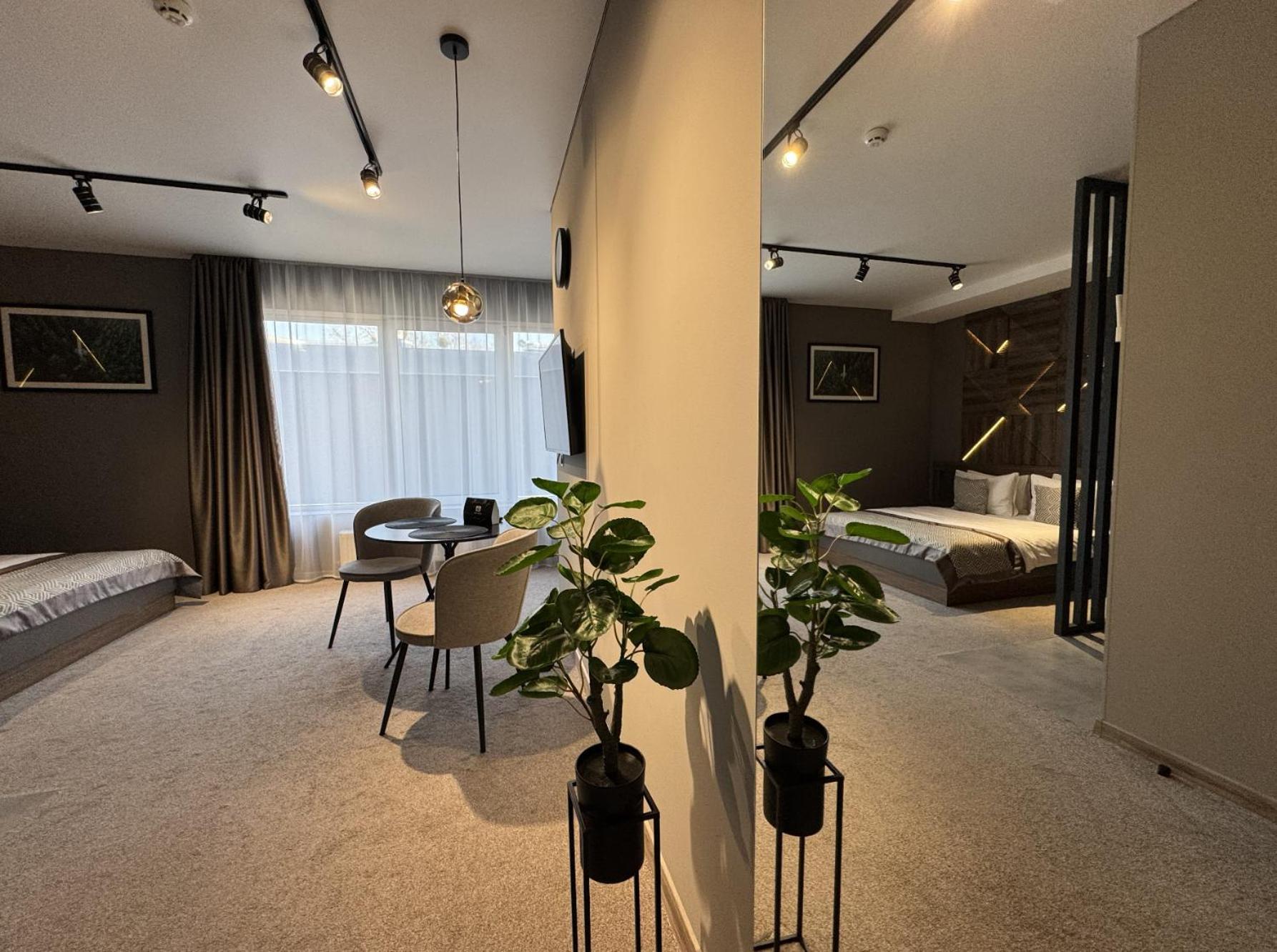 ויניצה Hide Park Hotel מראה חיצוני תמונה